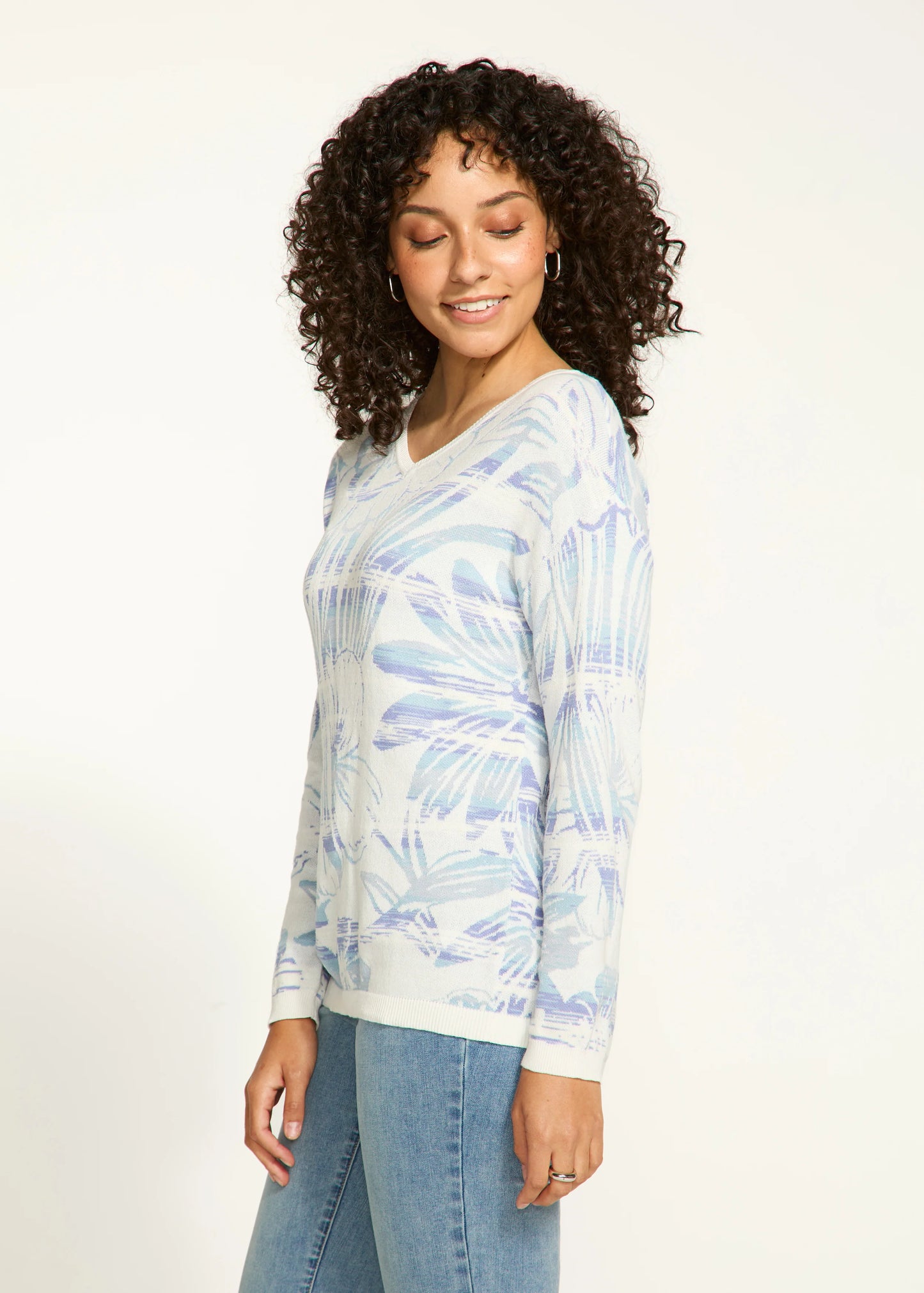 FDJ 1623764 Jaquard V-Neck Sweater