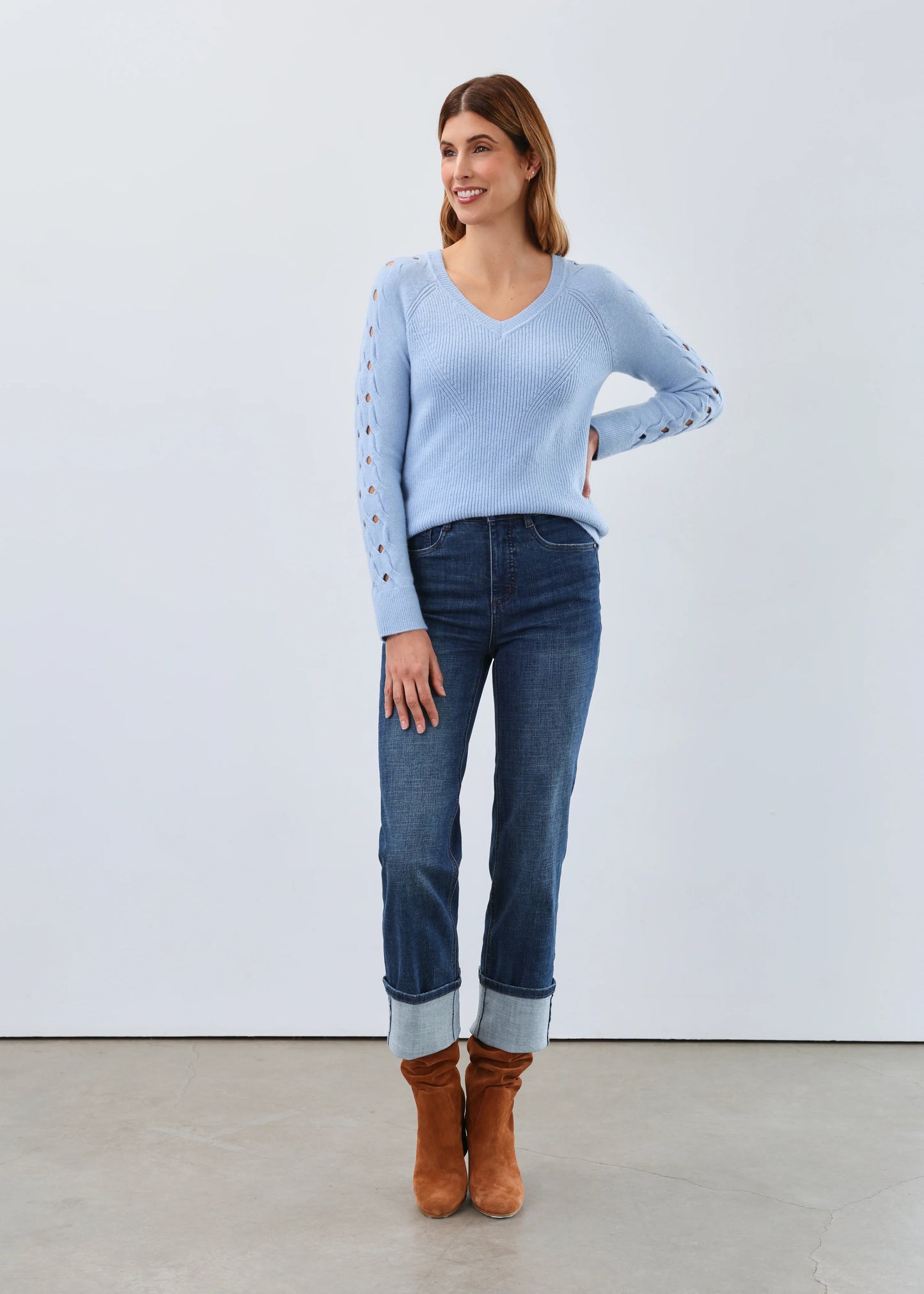 FDJ 1915333 Long Sleeve V-Neck Sweater
