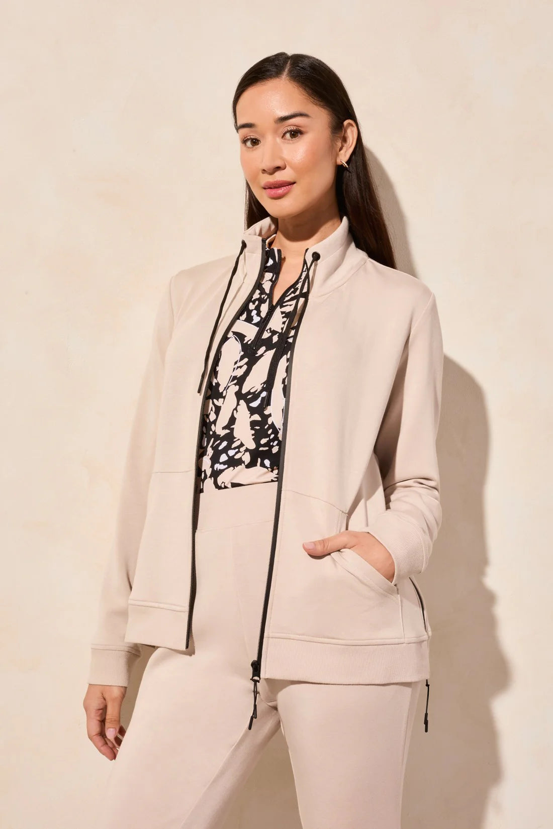 Tri 2064o Techno Lux Textured Mock Neck Cardigan