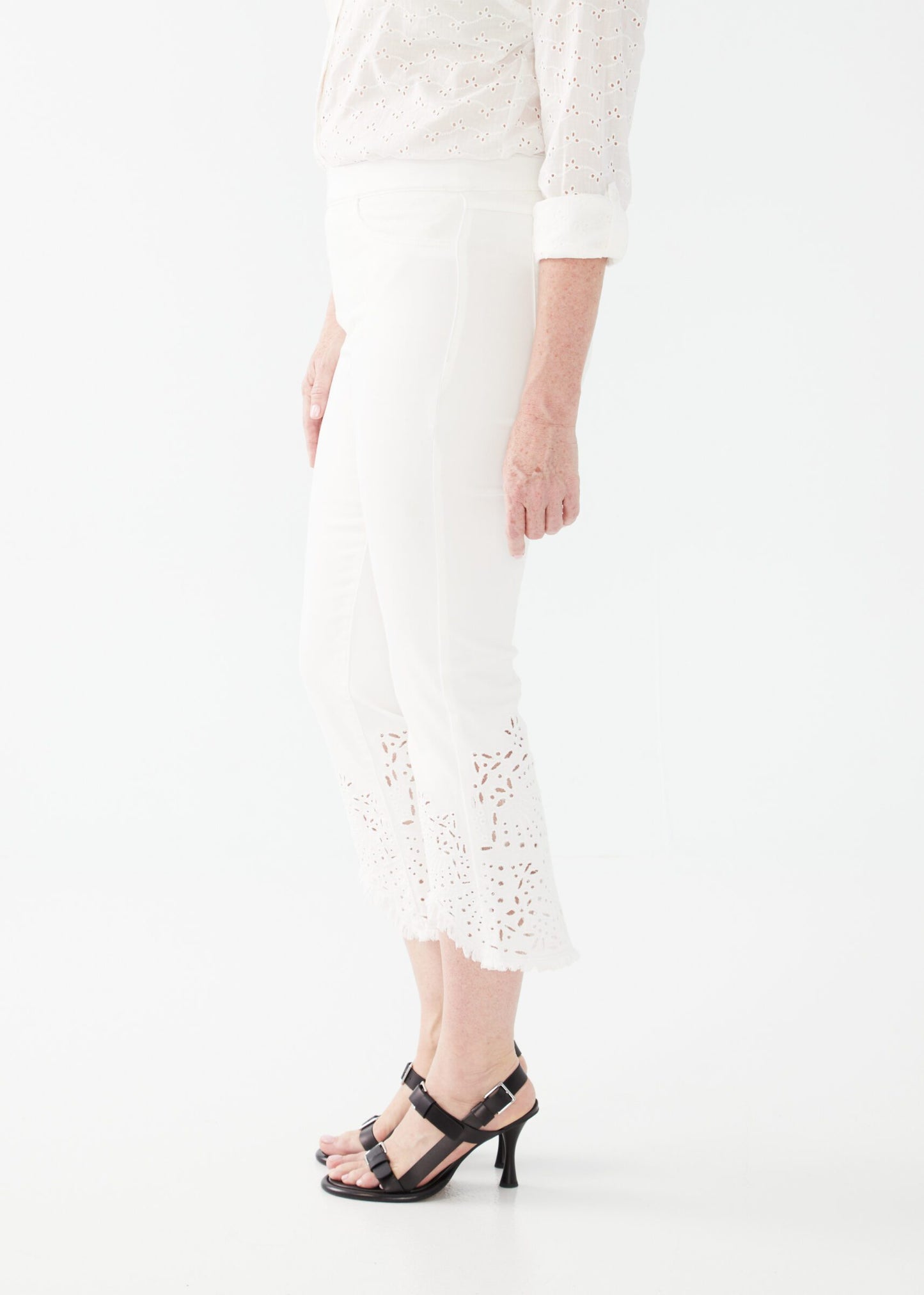 FDJ 2100511 White Pull On Denim