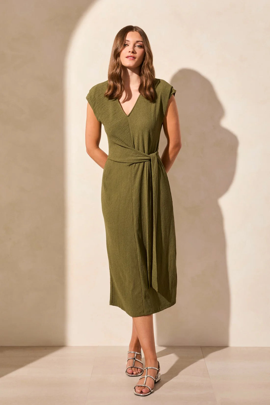 Tri 2139o Textured Short-Sleeve Midi Dress With Front Tie
