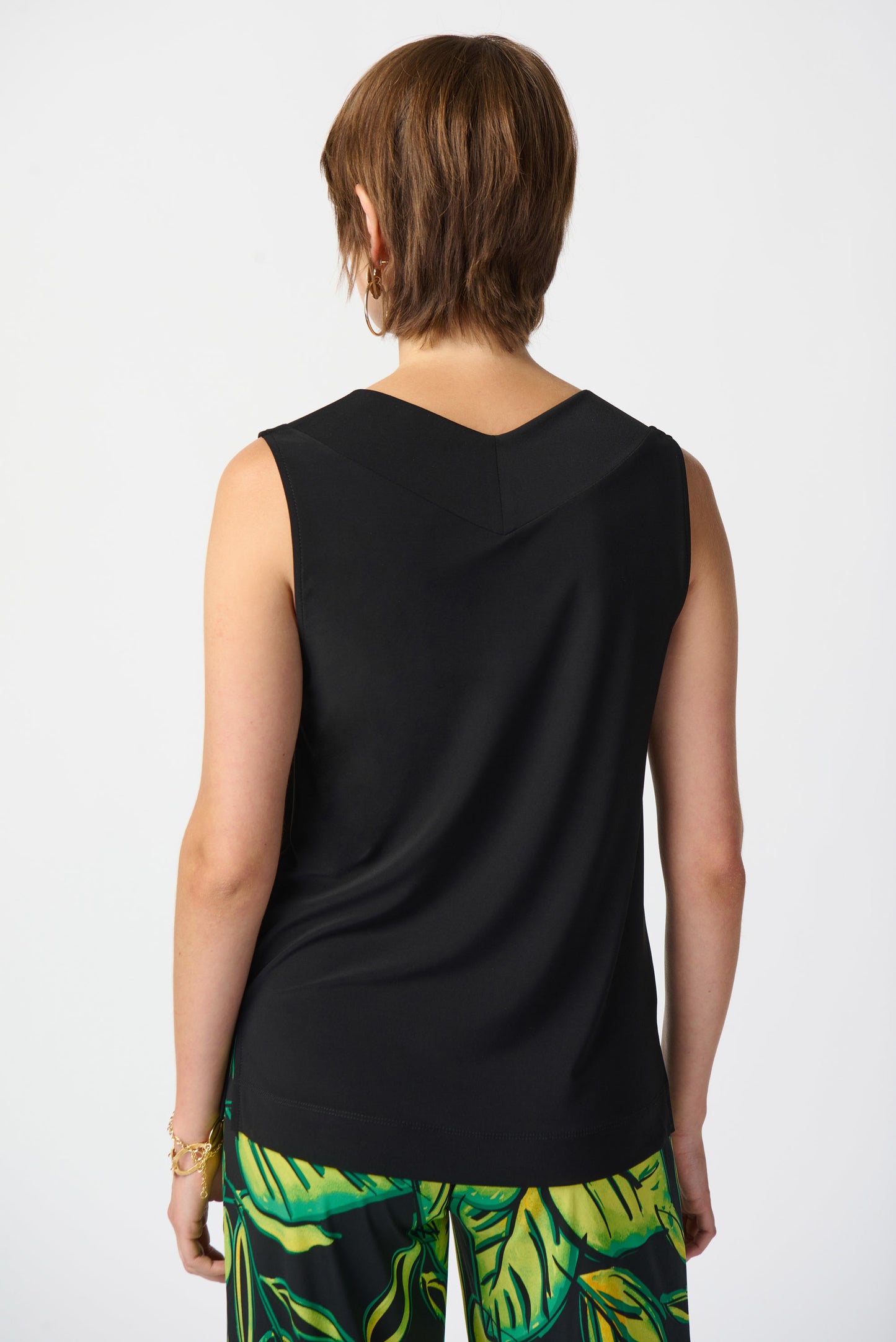 J.R 241239S25 Silky Knit Sleeveless Top
