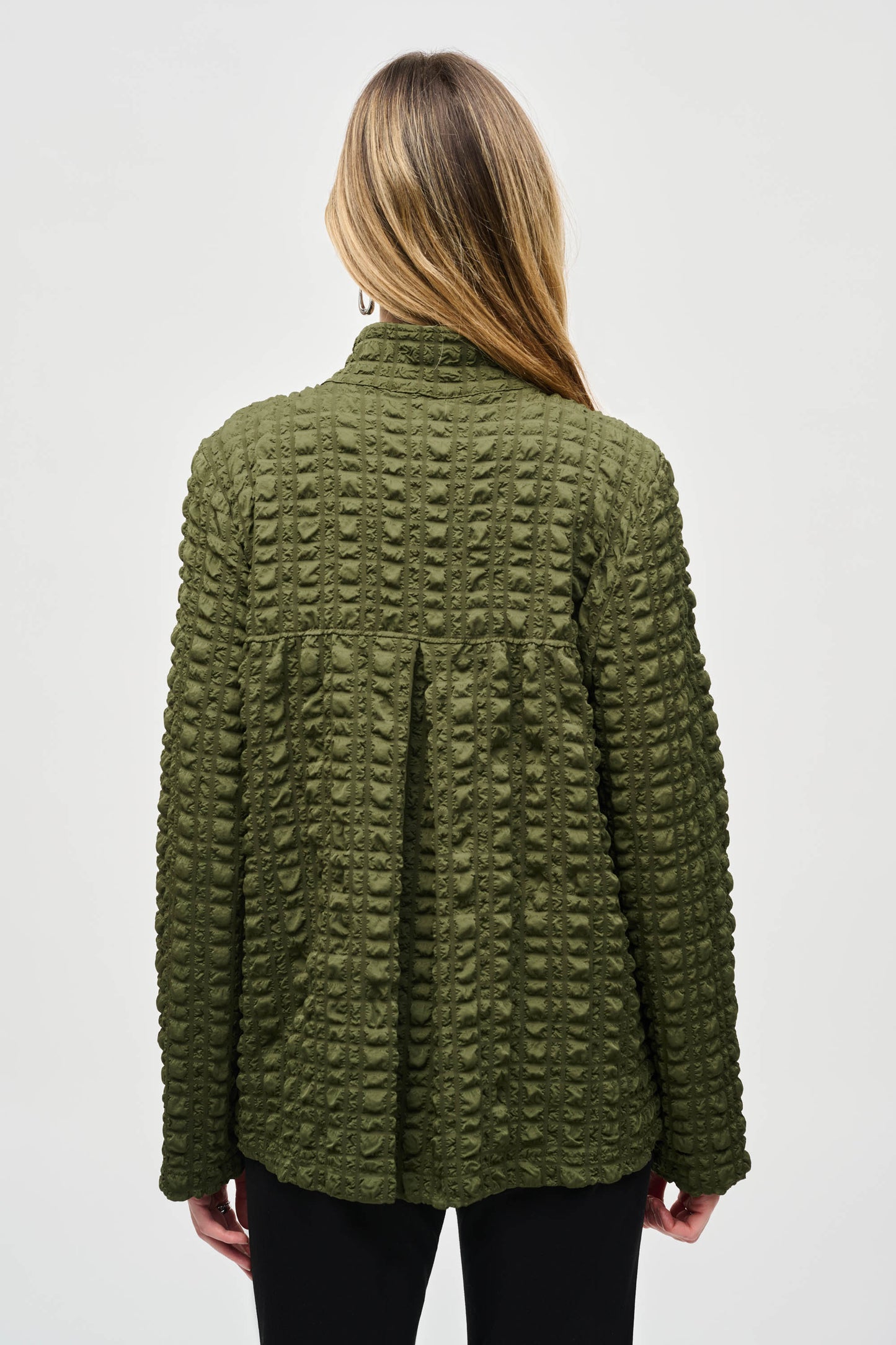 J.R 243199 Bubble Jacquard Mock Collar Jacket