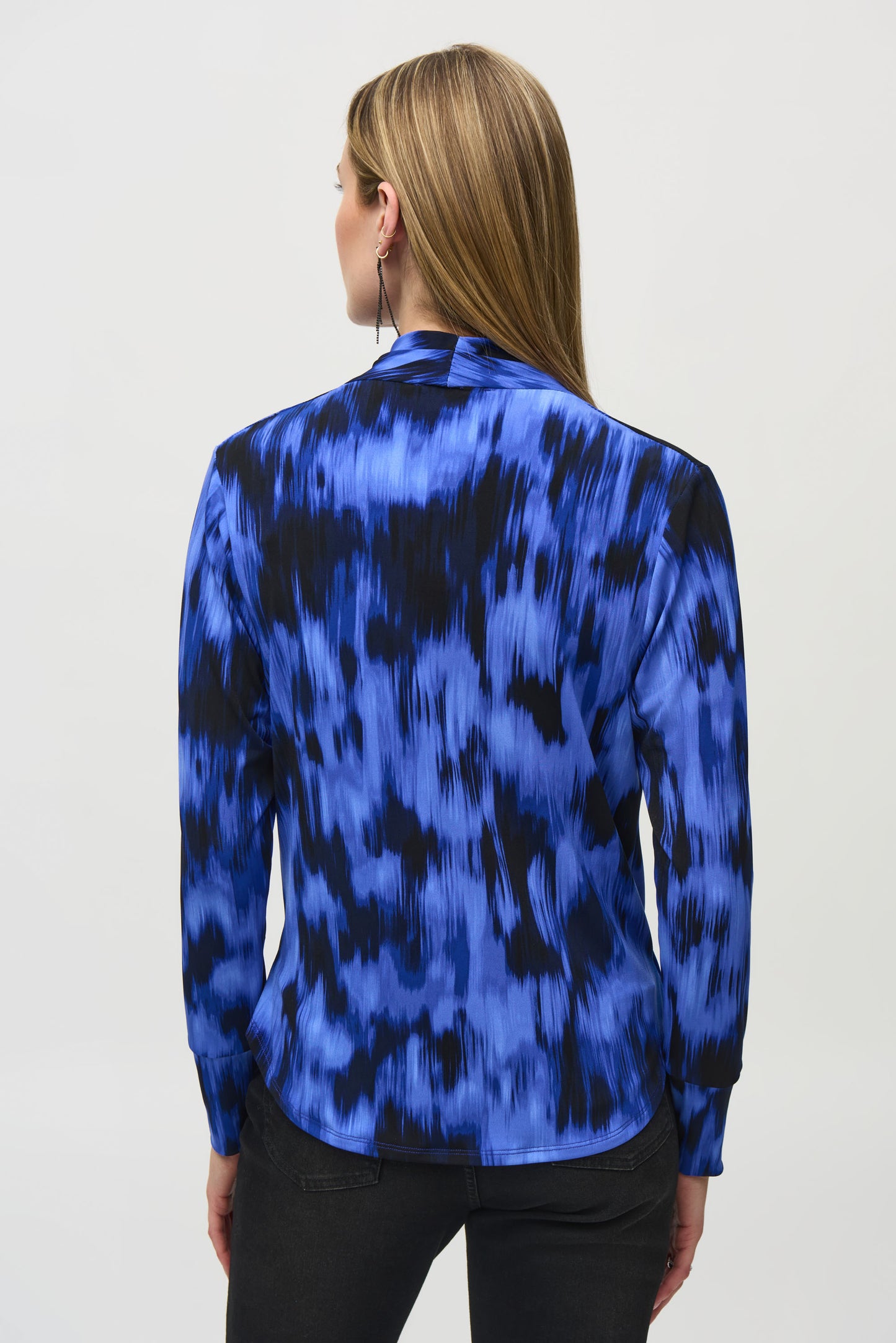 J.R 244075 Silky Knit Abstract Print Wrap Top