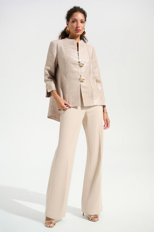J.R 261731 Signature | Foiled Textured Jacquard Trapeze Jacket With Statement Button
