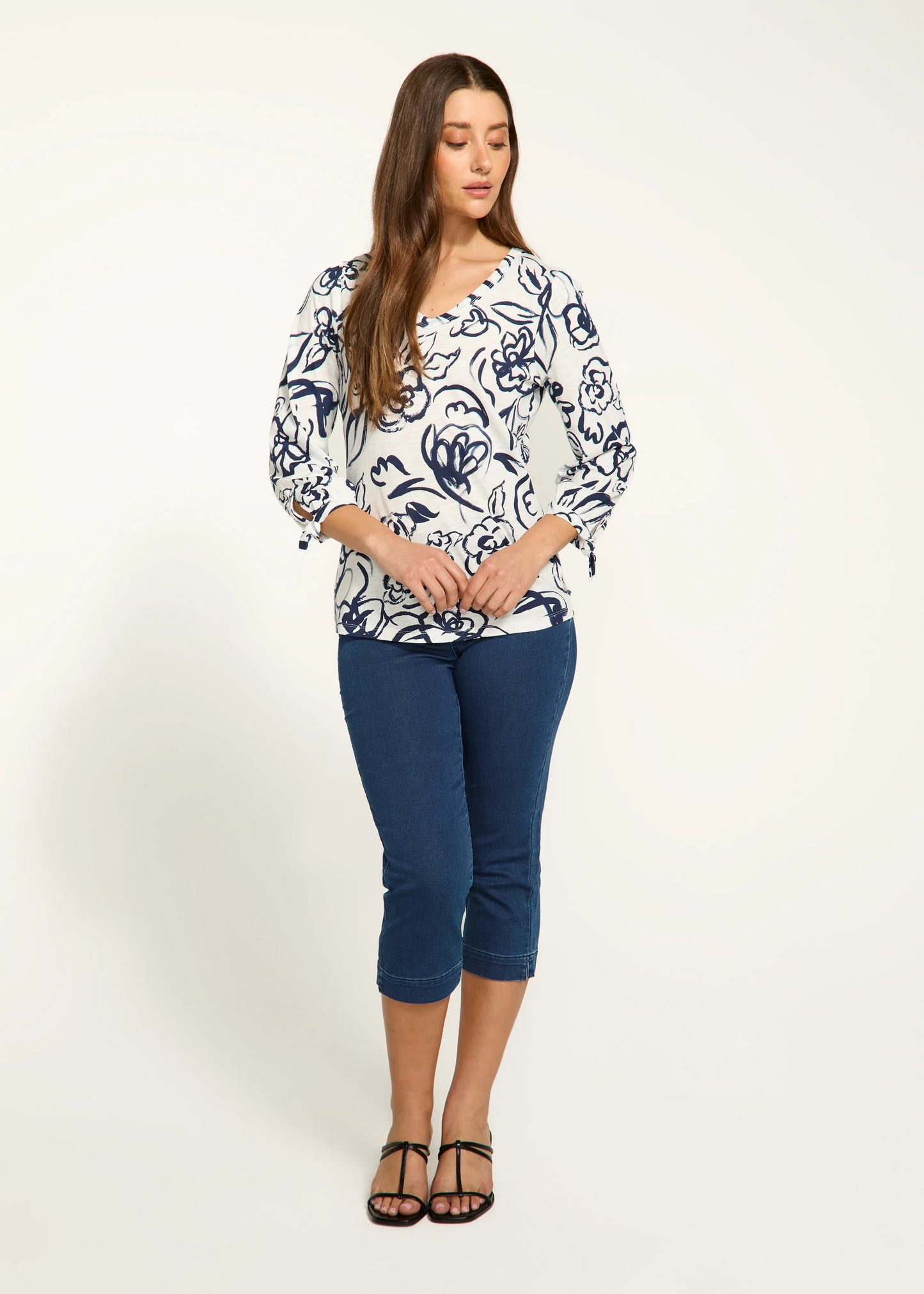 FDJ 3136476 3/4 Sleeve V-Neck Top