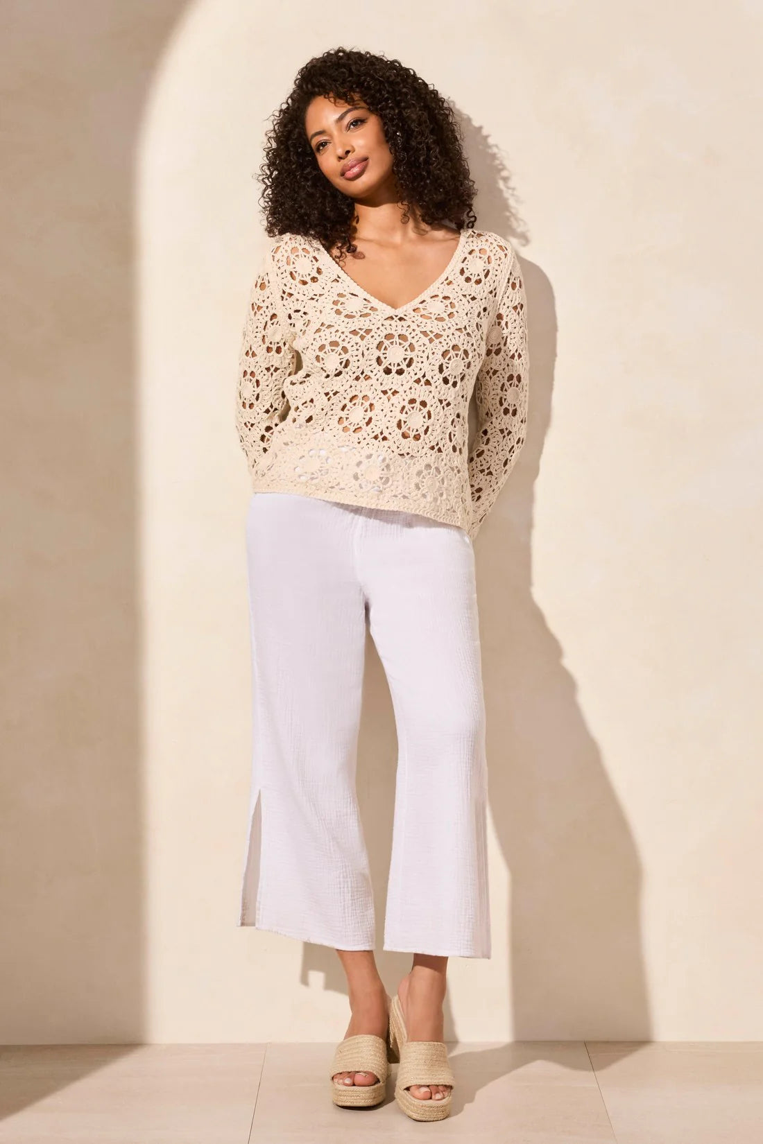 Tri 5751o Crochet Bell Sleeve V-Neck Cotton Sweater