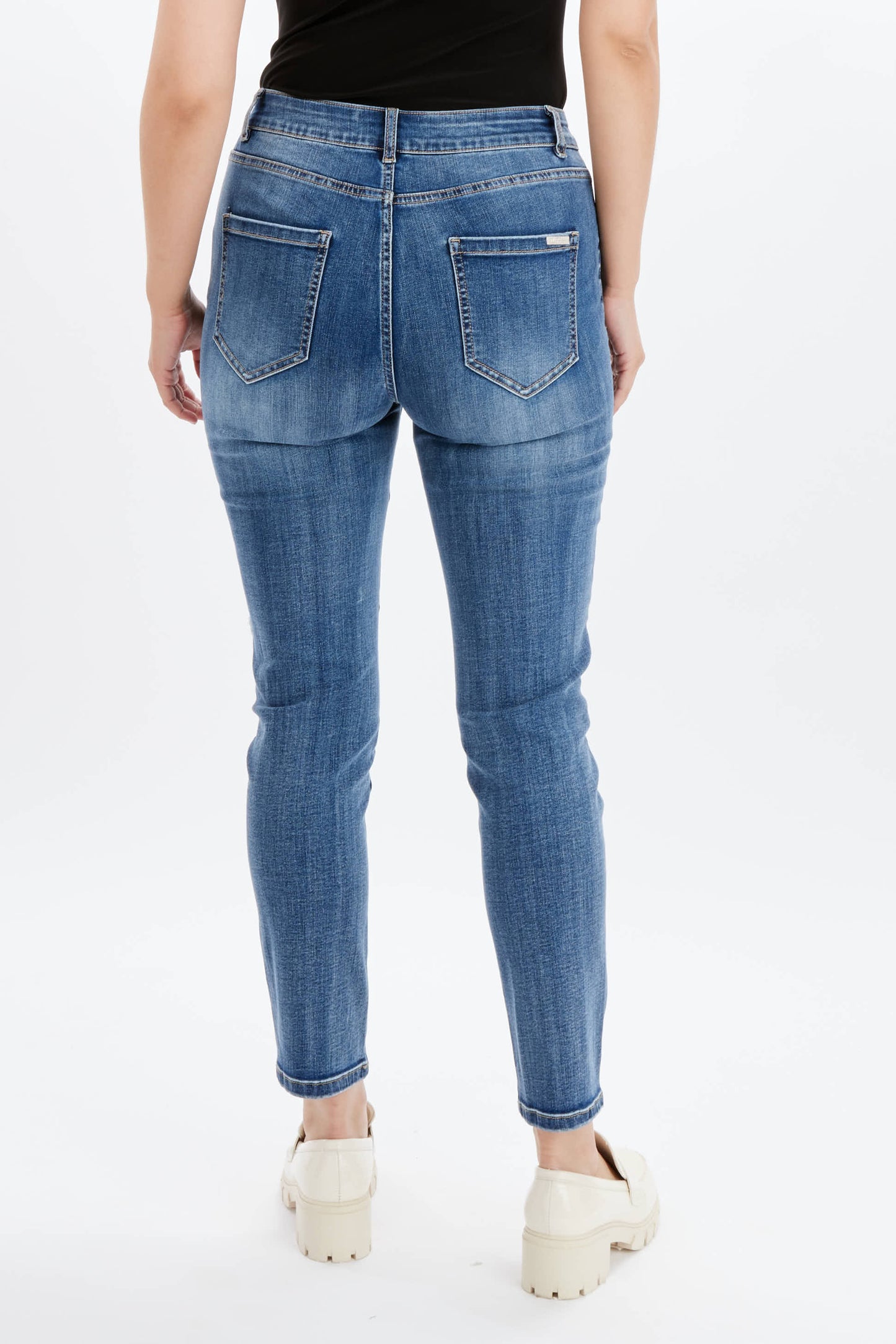 F.L 234146U Edgy Mid-rise Ankle Jeans