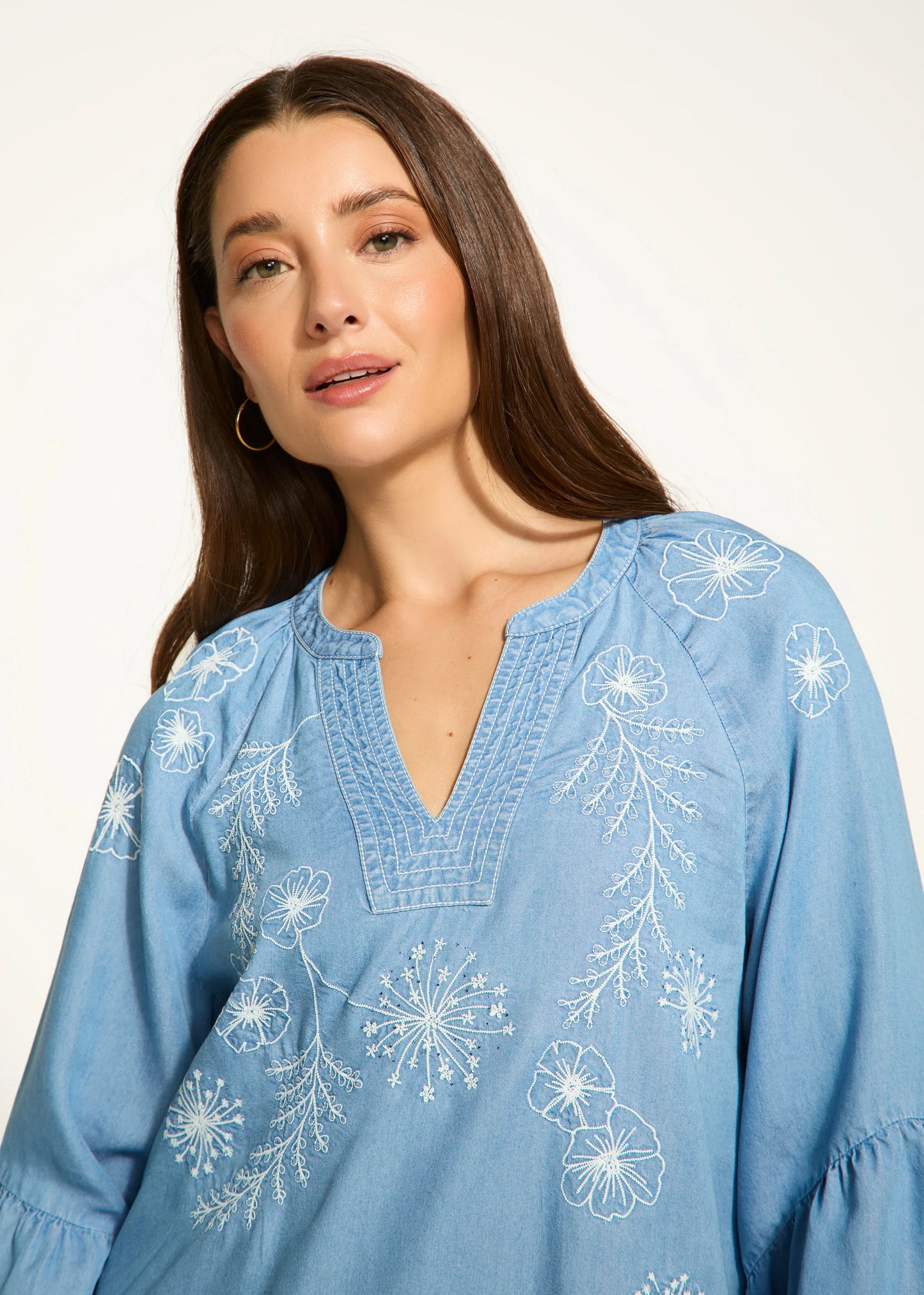 FDJ 7051846 Embroidered Chambray Shirt