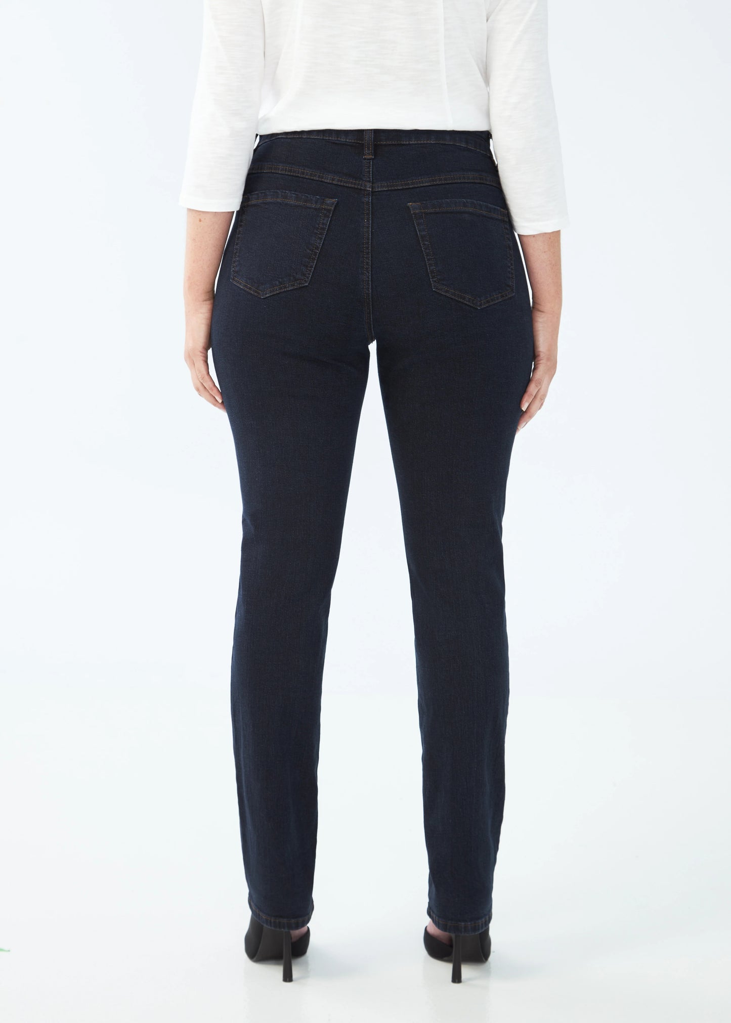 FDJ 8043002 Petite Suzanne Straight Leg