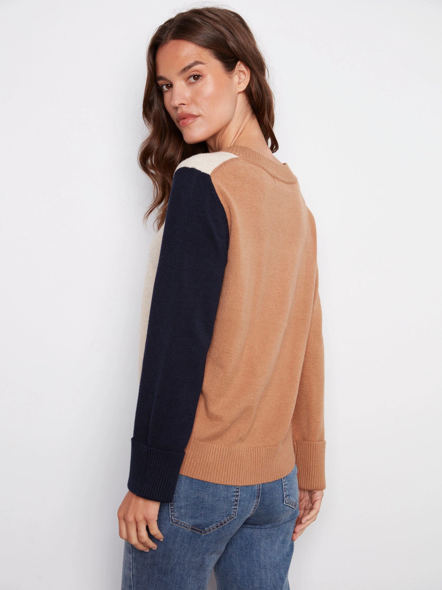 C.B C2853 Colorblock V-Neck Sweater