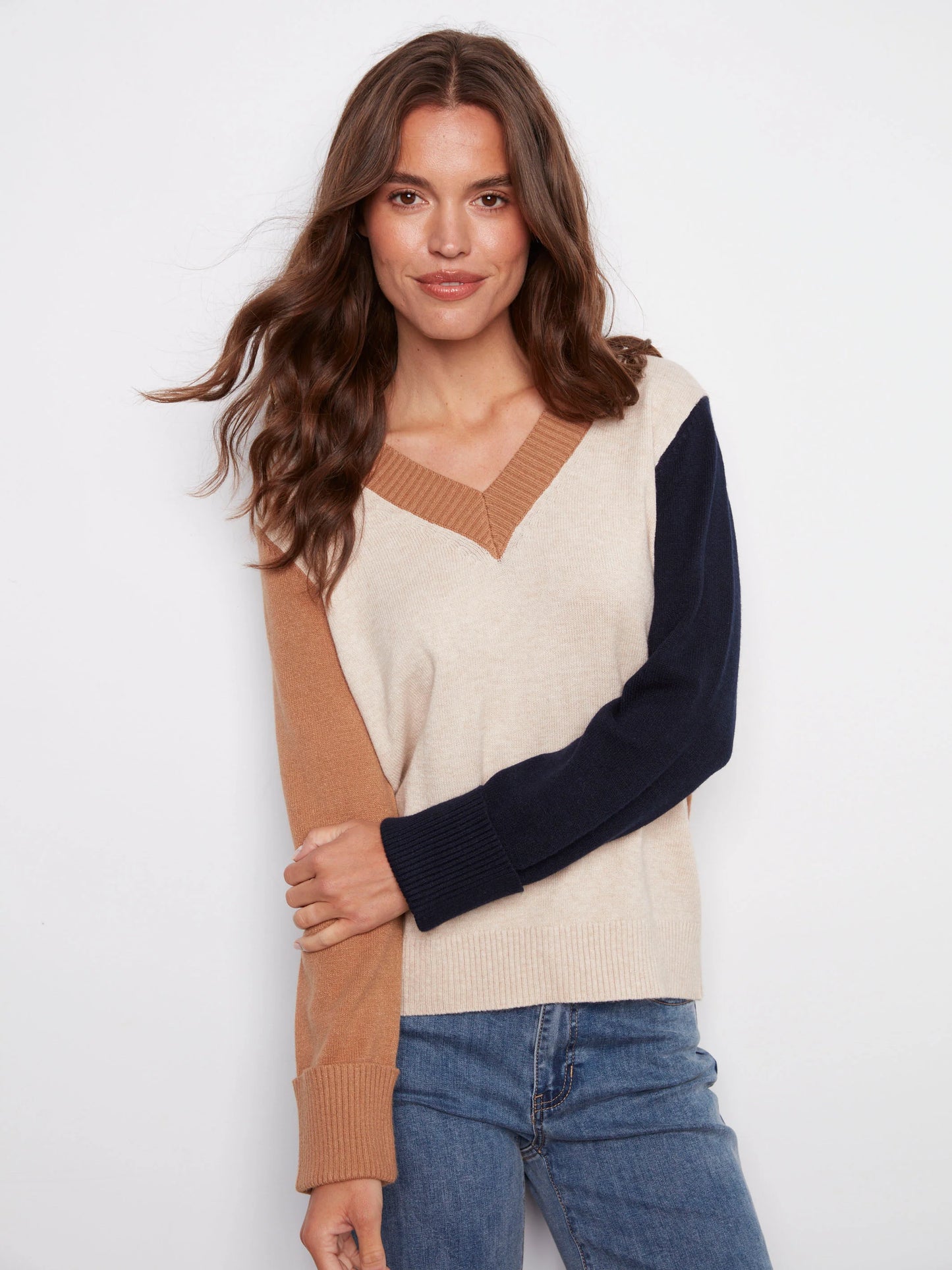 C.B C2853 Colorblock V-Neck Sweater