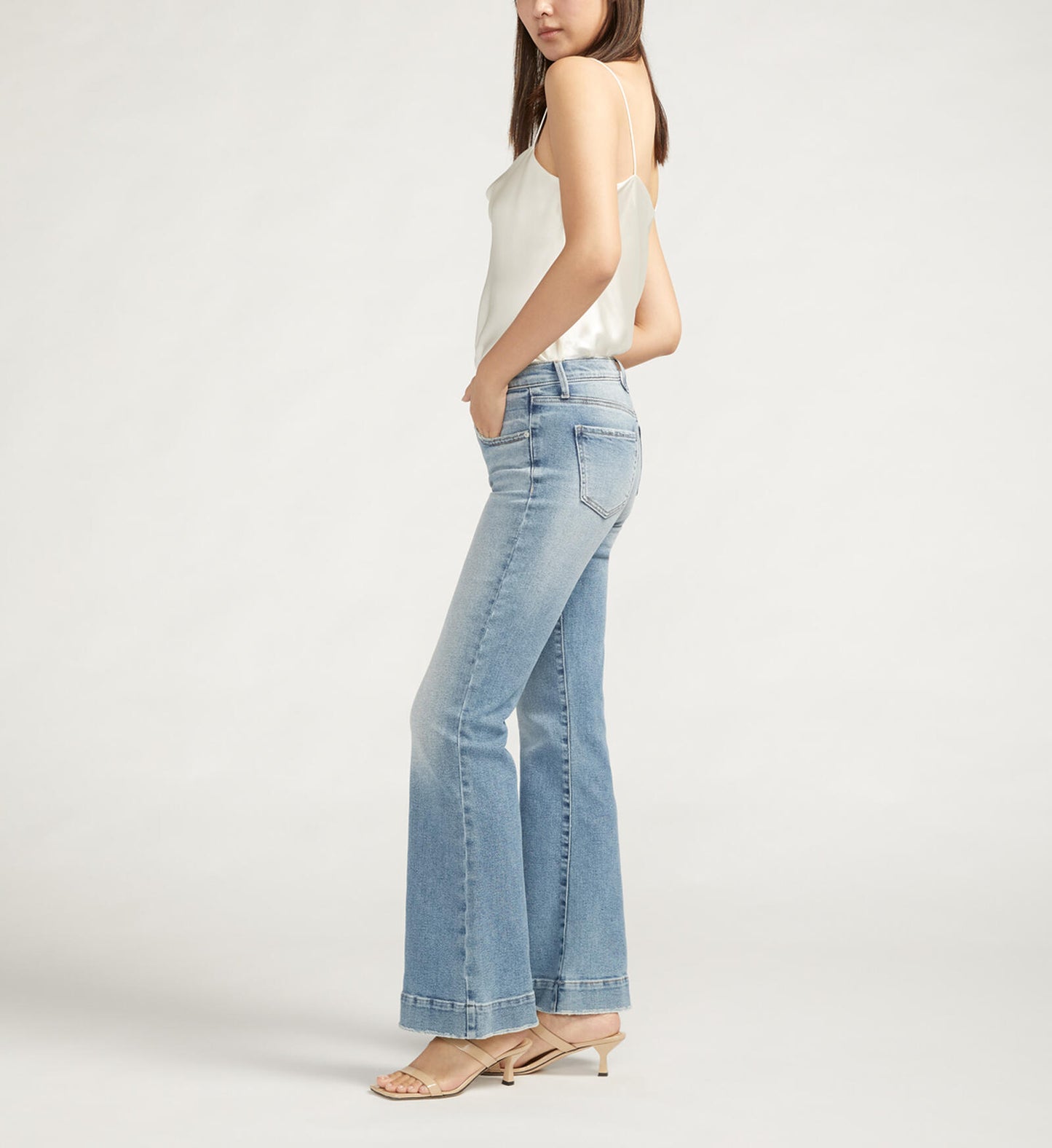 Jag J2972SAT259 Kait Mid Rise Flare Leg Jeans