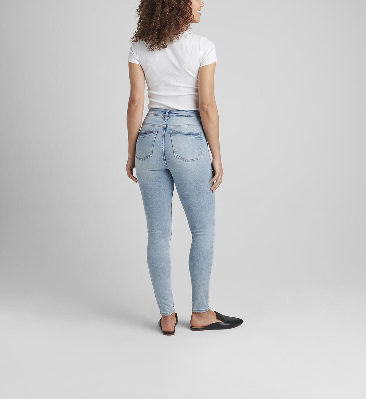 Silver L88008INF110 Infinite High Rise Skinny Jeans