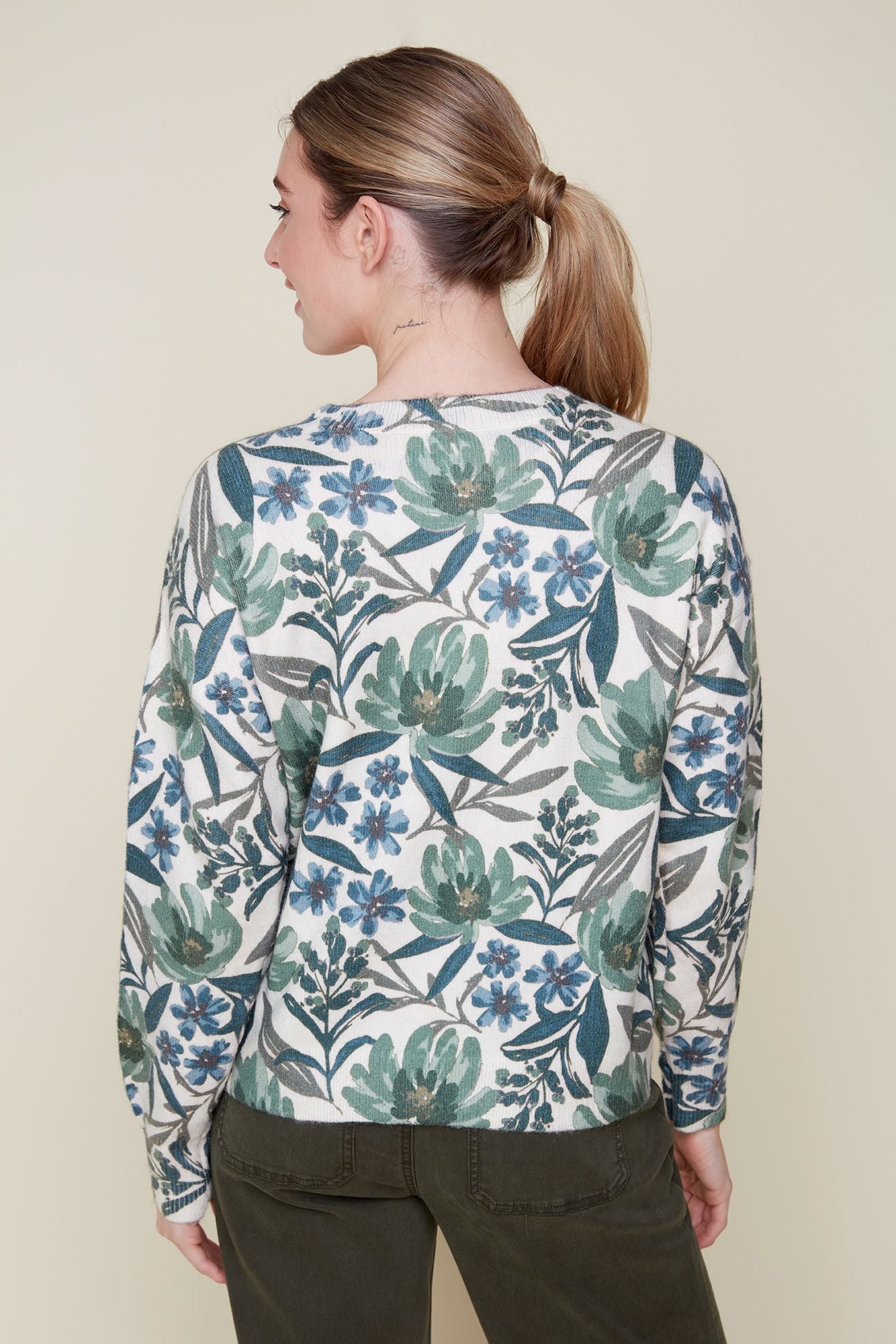 R. 6919 Floral Print Sweater