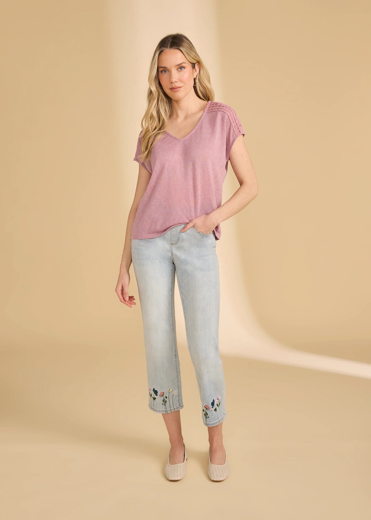 FDJ 3141451 Short Sleeve Split Neck Top