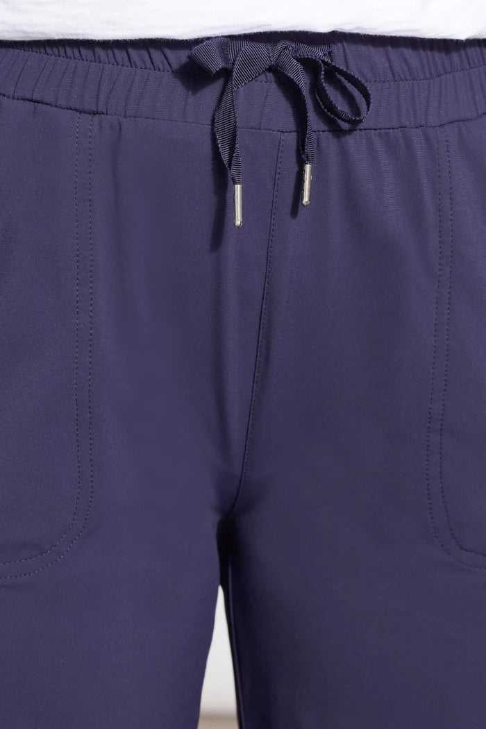 Tri 1815O 4-Way Stretch Pull-On Shorts