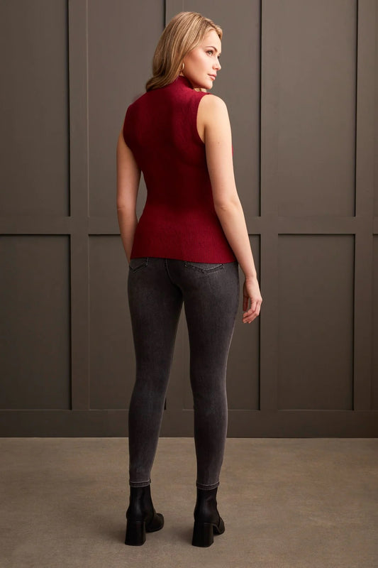 Tri 1561O Textured Sleeveless Mock Neck Top
