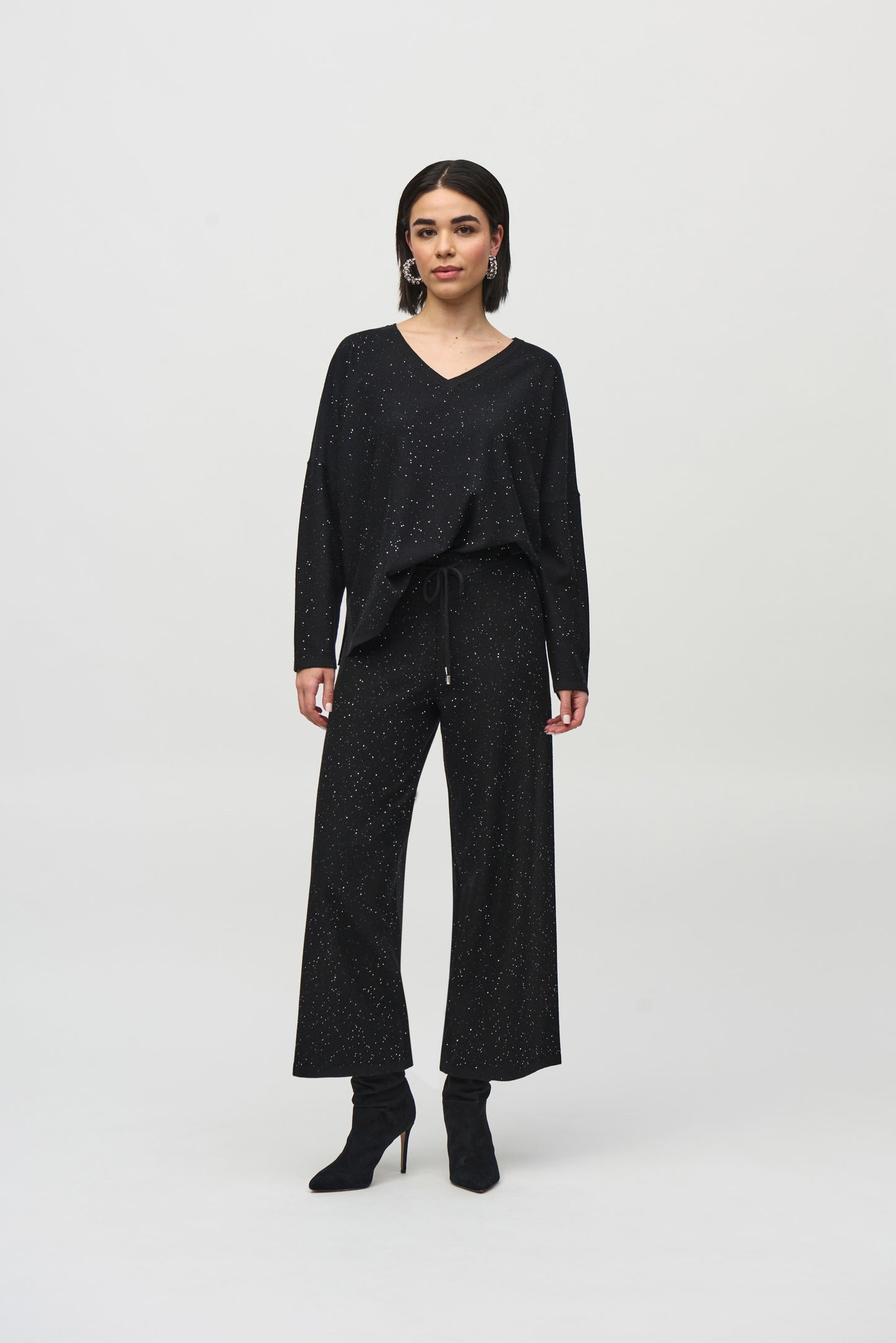 J.R 244921F25 Sequined Sweater Knit Boxy Top