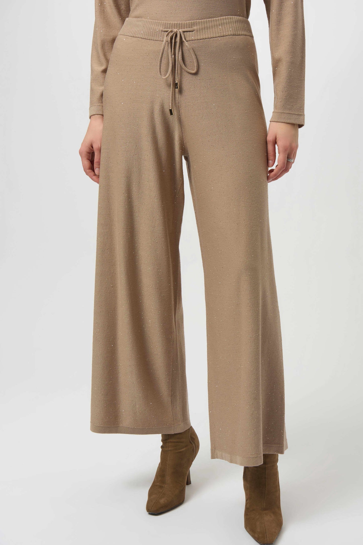 J.R 244922F25 Sequined Sweater Knit Culotte Pants