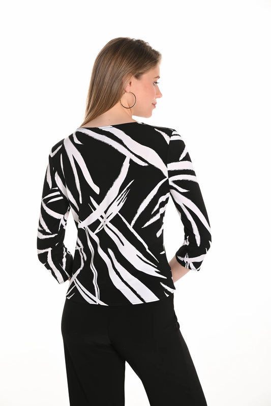 F.L 251131 3/4 Sleeve Knot Top