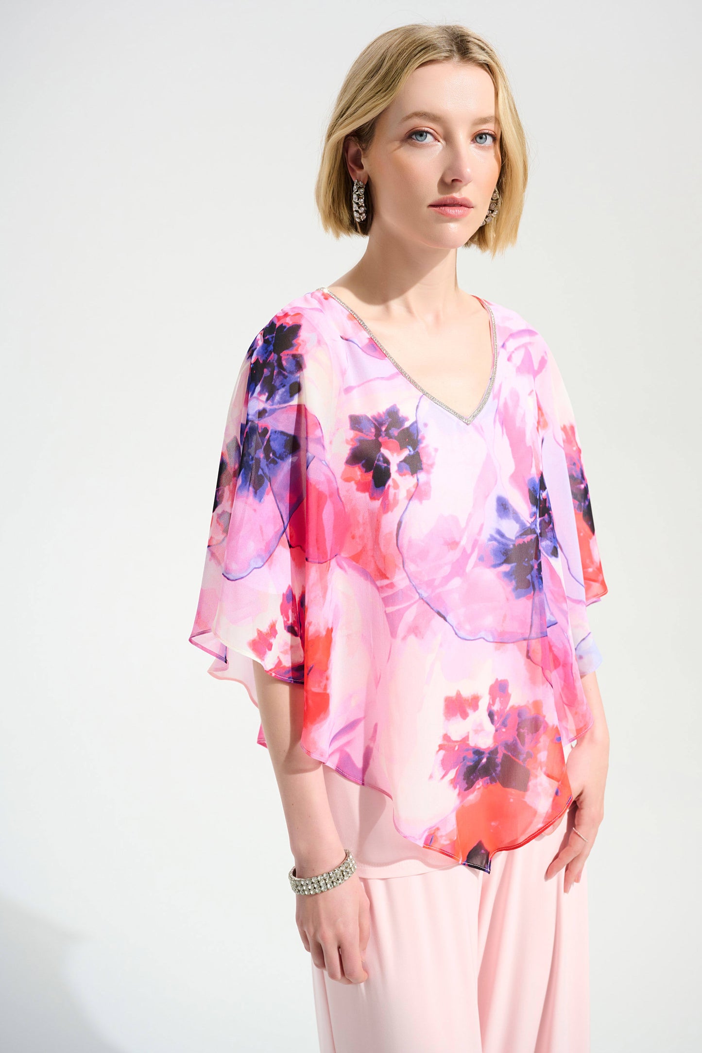 J.R 261777 Signature | Silky Knit Floral Print Poncho With Chiffon Layer