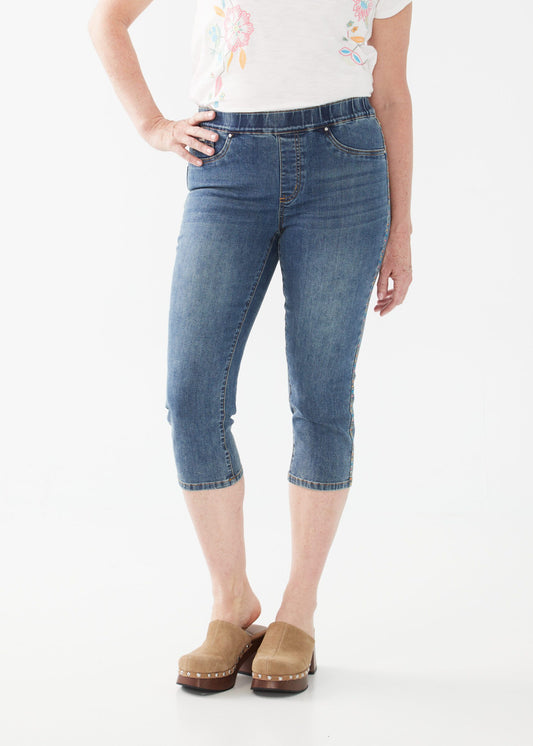 FDJ 2998669 Pull-on Embroidered Denim Capri