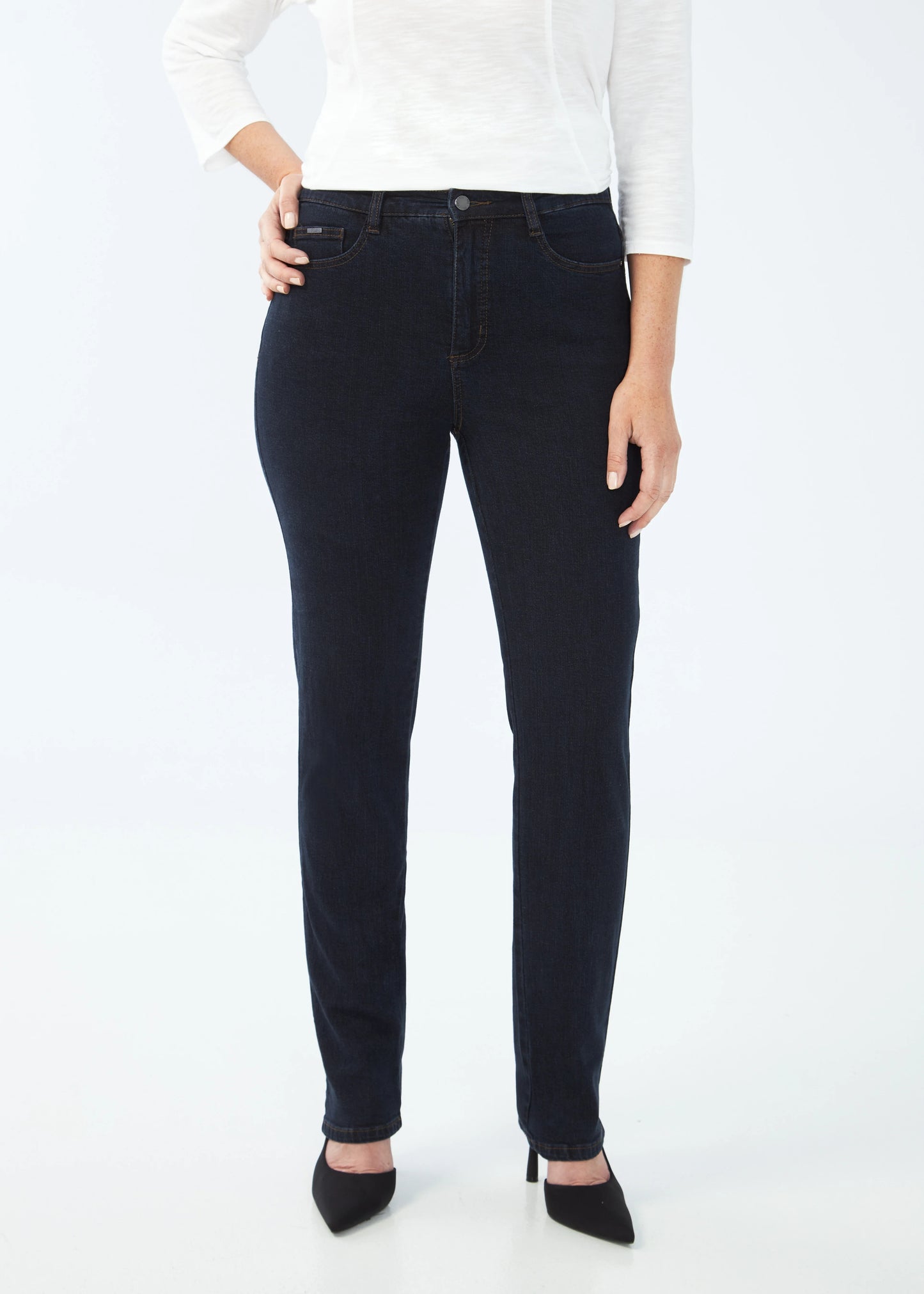 FDJ 8043002 Petite Suzanne Straight Leg