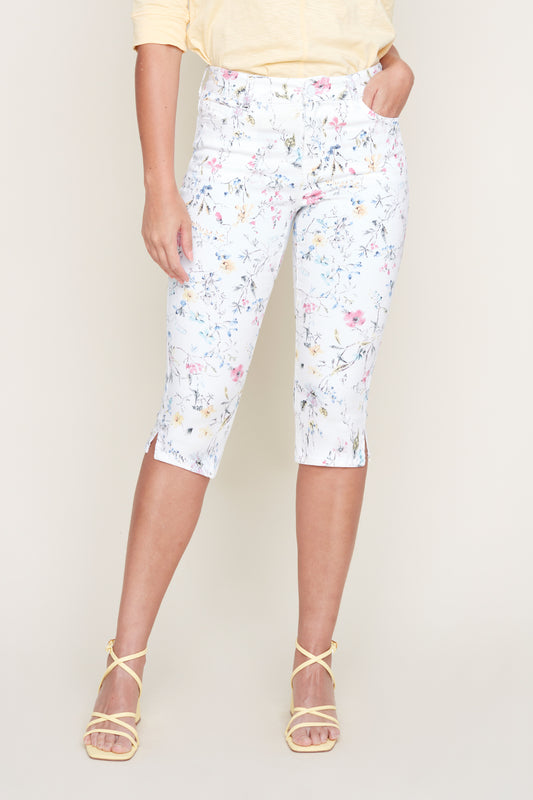 R. 8107 Floral Capri