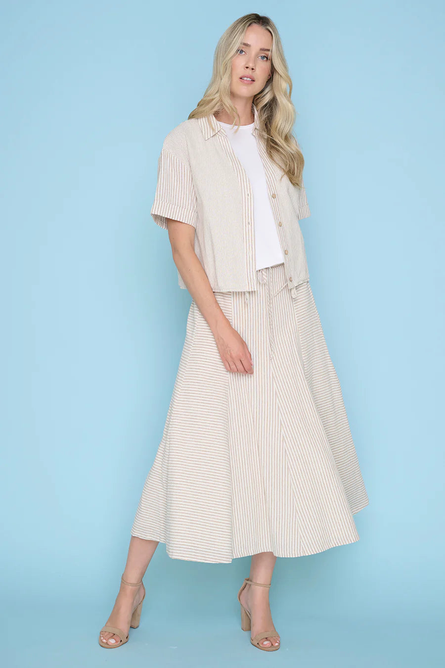 Pic ZM213 09-GOES-03 Button-Front Top with Drawstring
