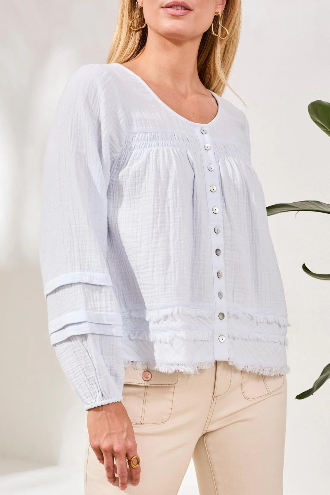 Tri 6165o Crinkle Gauze Button-Front Balloon Sleeve Frayed Hem Blouse