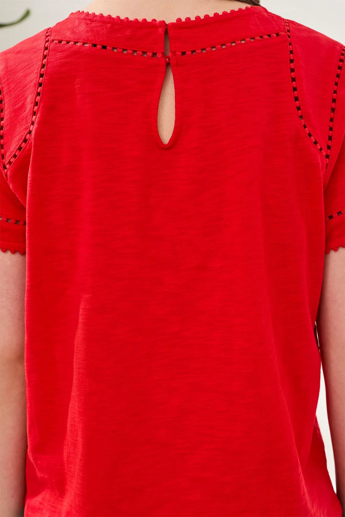 Tri 2466o Cotton Slub Short Sleeve Top With Lace Detail