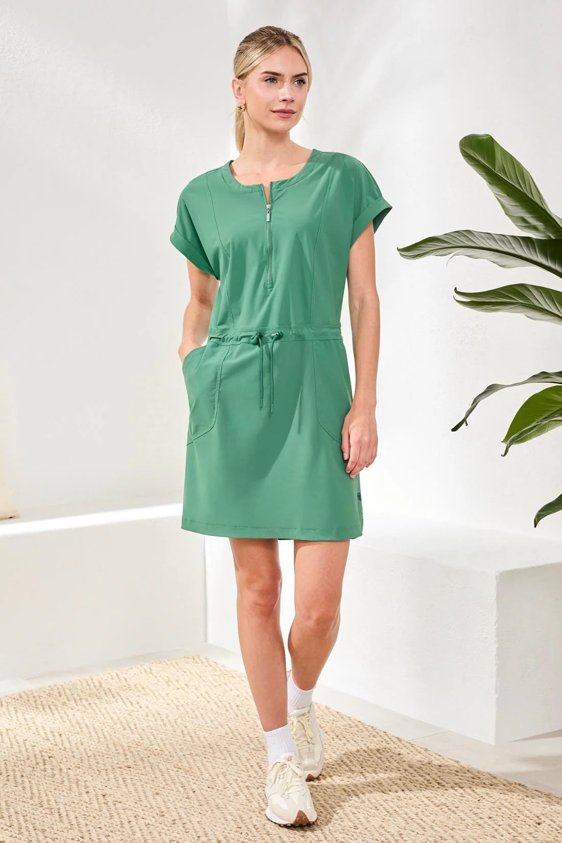 Tri 3093o Zip Dress With Drawcord